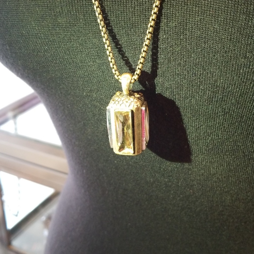 Necklace - Picture 3 of 4